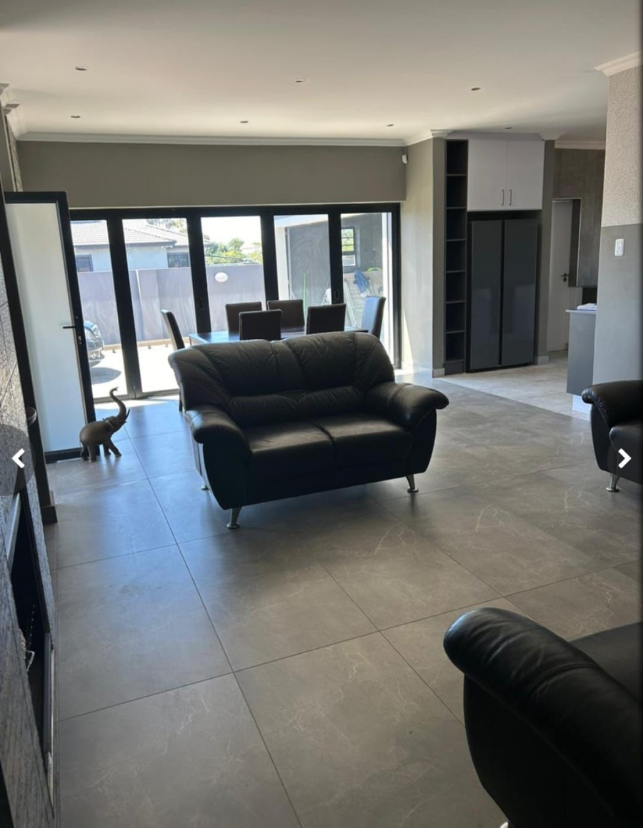 To Let 3 Bedroom Property for Rent in Fountains Estate Eastern Cape